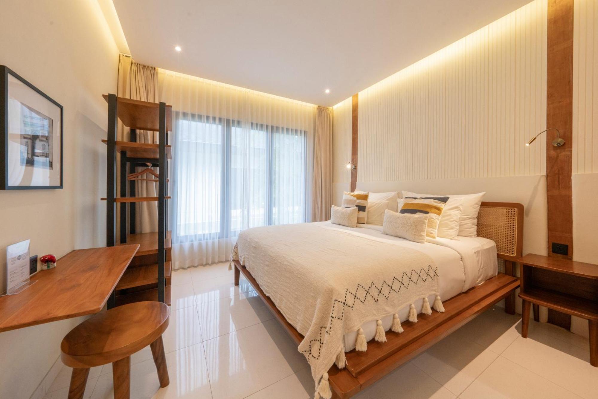 Sulu - Seminyak (Bali)